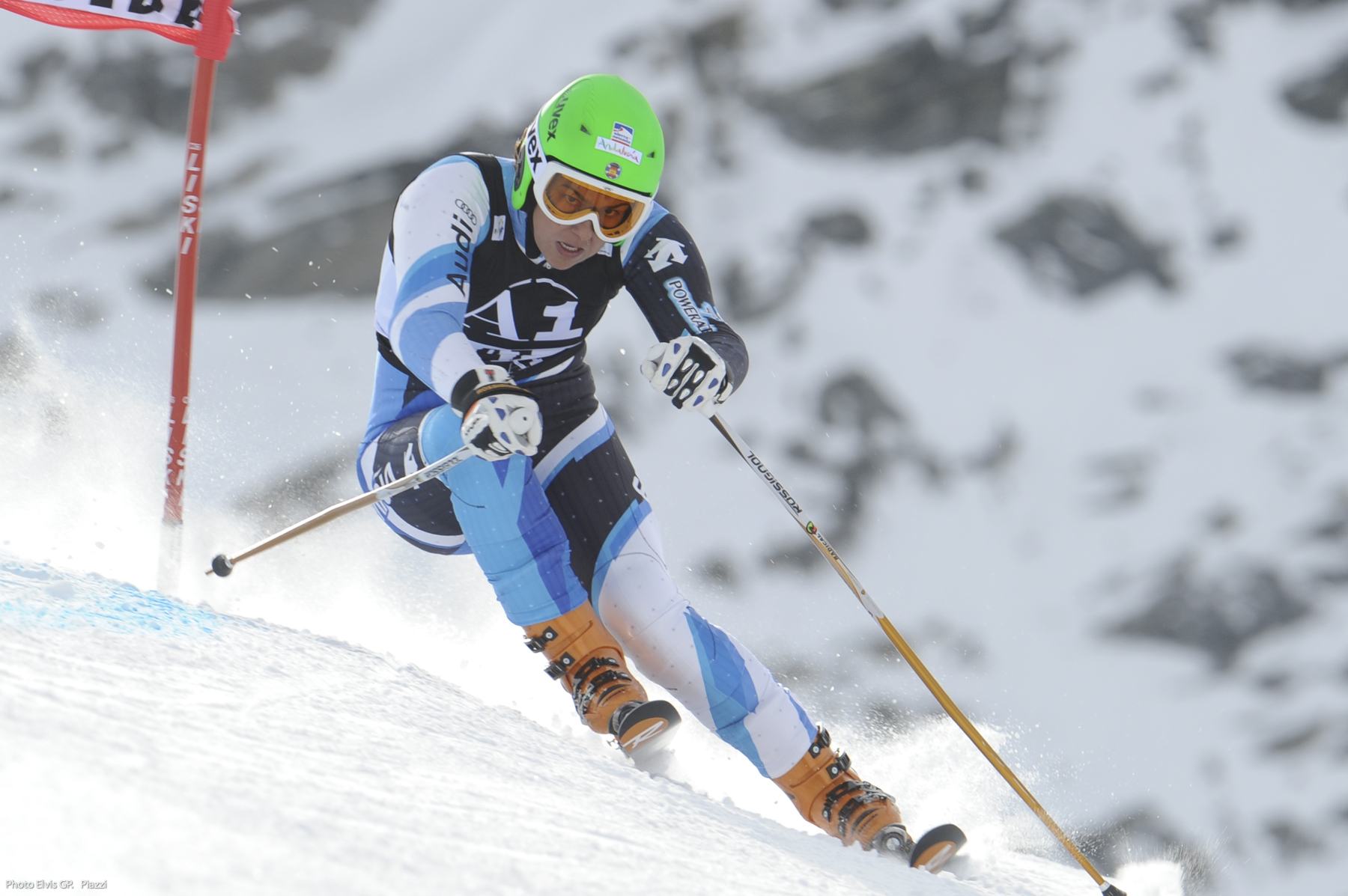 María José Rienda esquiando en Sierra Nevada